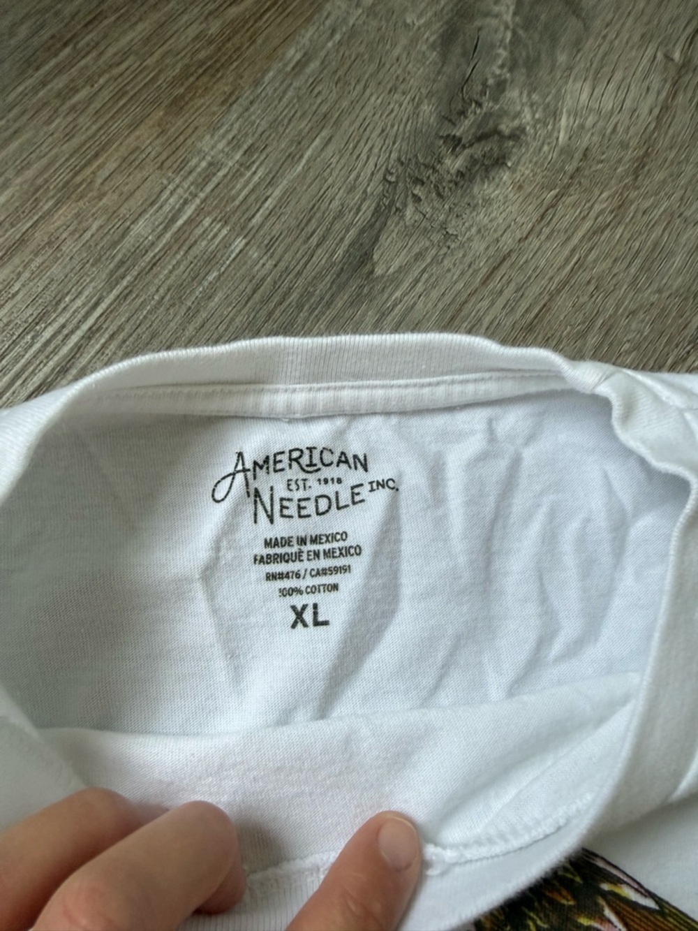 American Needle QUEEN Dragon Graphic T-shirt Band Tee Cotton White Size L XL - Picture 4 of 6